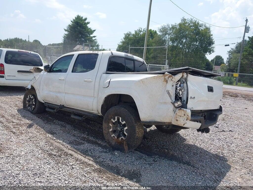 3TMCZ5AN2PM650286 2023 TOYOTA TACOMA photo no. 3