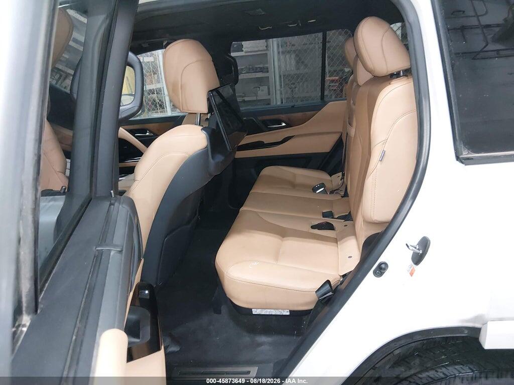 JTJGB7CX9P4032939 2023 LEXUS LX 600 photo no. 8