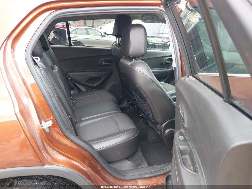 3GNCJPSB5KL216053 2019 CHEVROLET TRAX photo no. 8