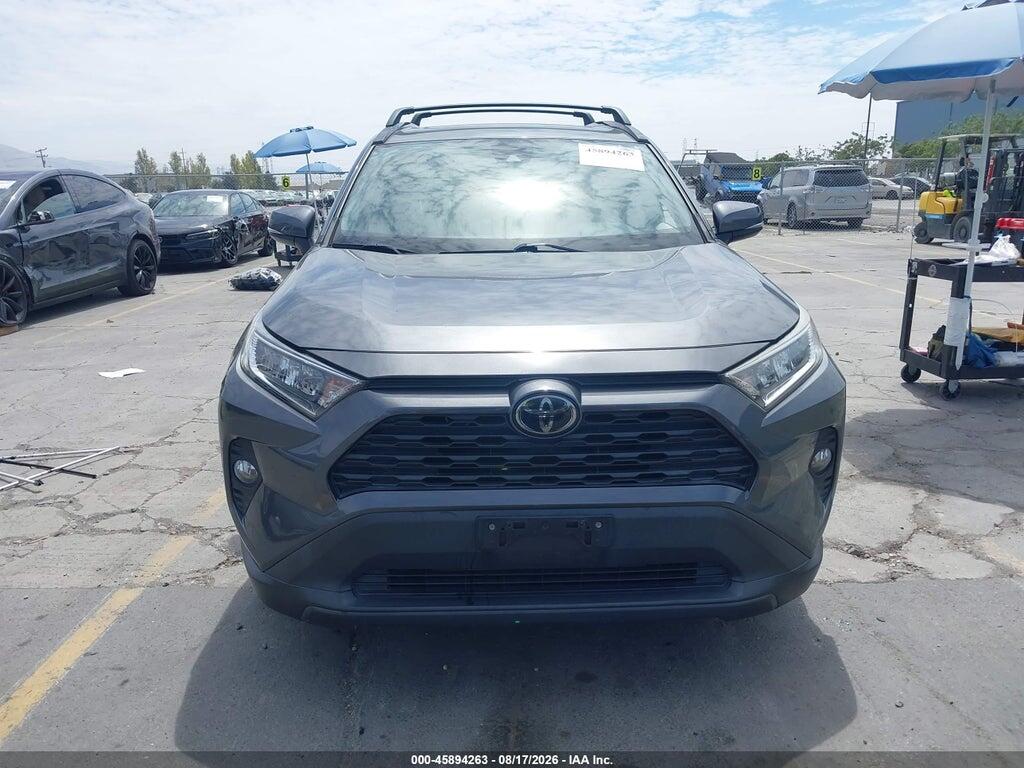 2T3W1RFV5KC025815 2019 TOYOTA RAV4 photo no. 12