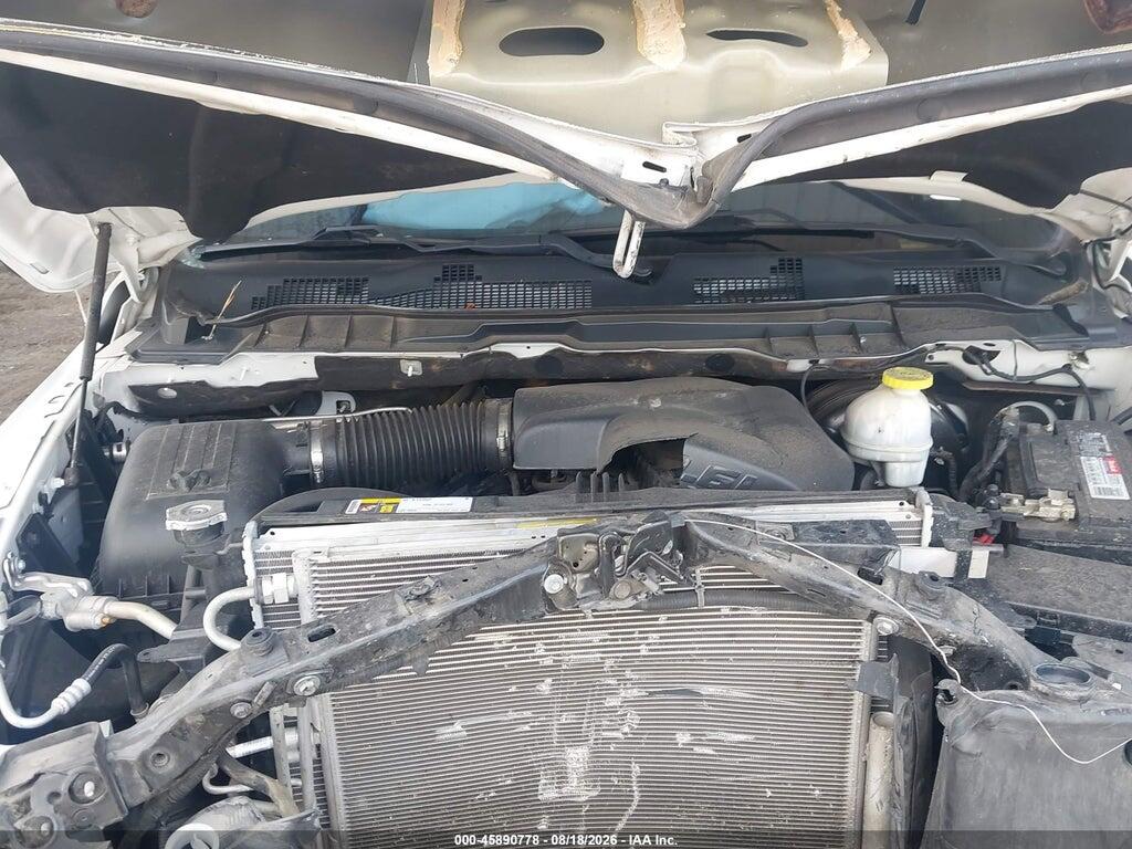 1C6RR6FG5KS546439 2019 RAM 1500 CLASSIC photo no. 10