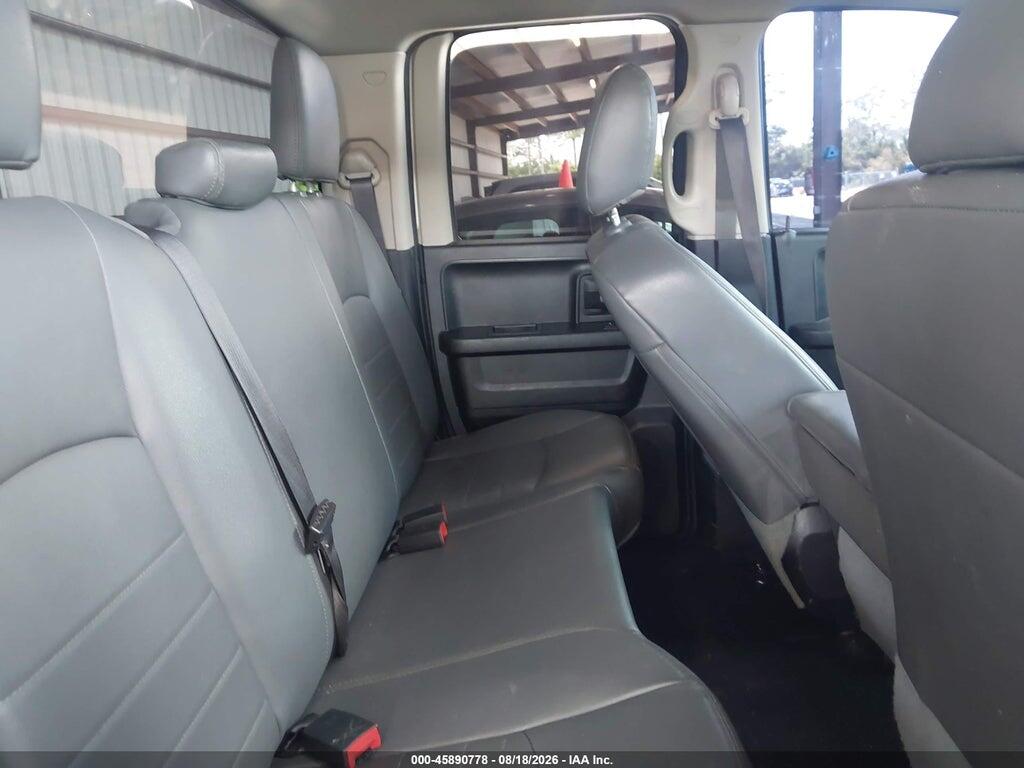 1C6RR6FG5KS546439 2019 RAM 1500 CLASSIC photo no. 8