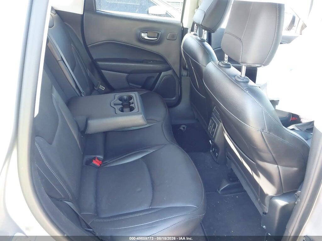 3C4NJDCB4KT659714 2019 JEEP COMPASS photo no. 8