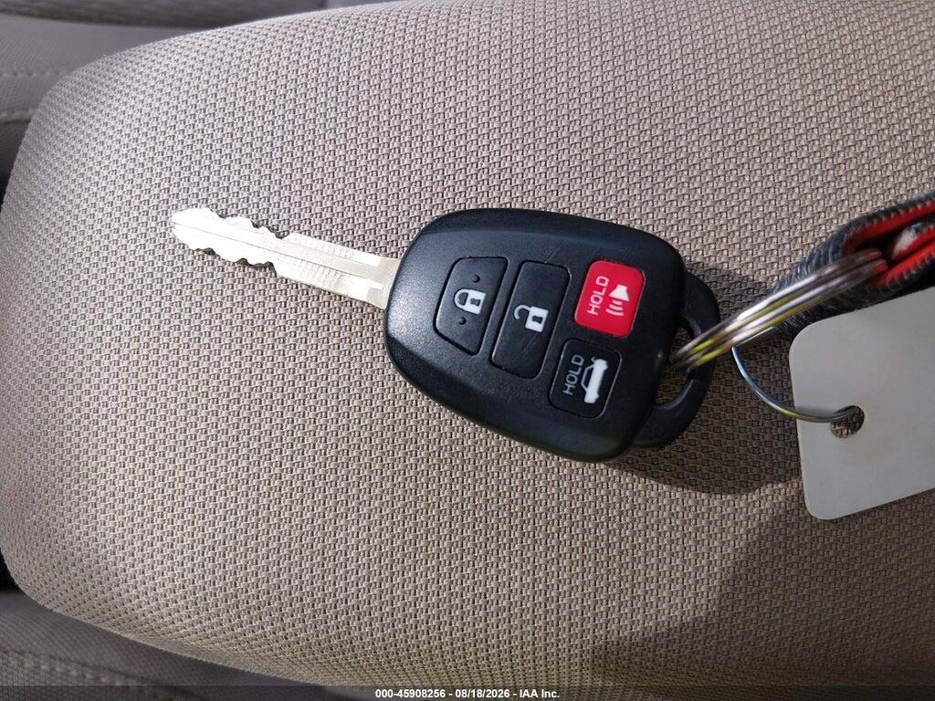 5YFBURHE4EP102478 2014 TOYOTA COROLLA photo no. 11
