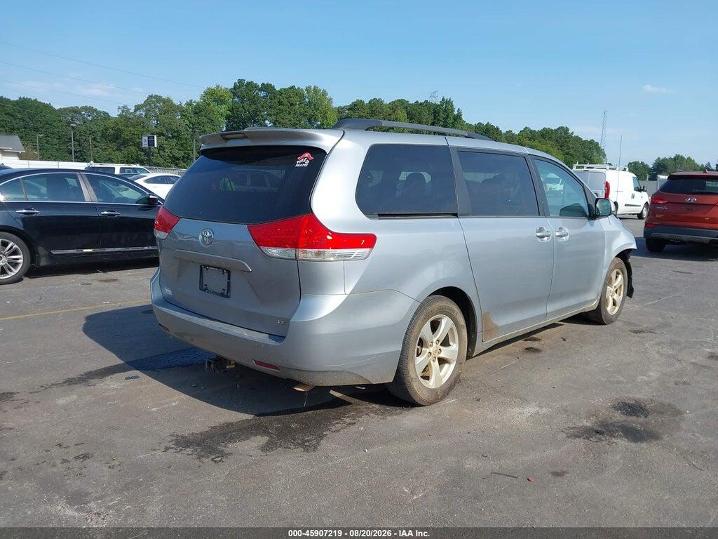 5TDKK3DC6ES474547 2014 TOYOTA SIENNA photo no. 4