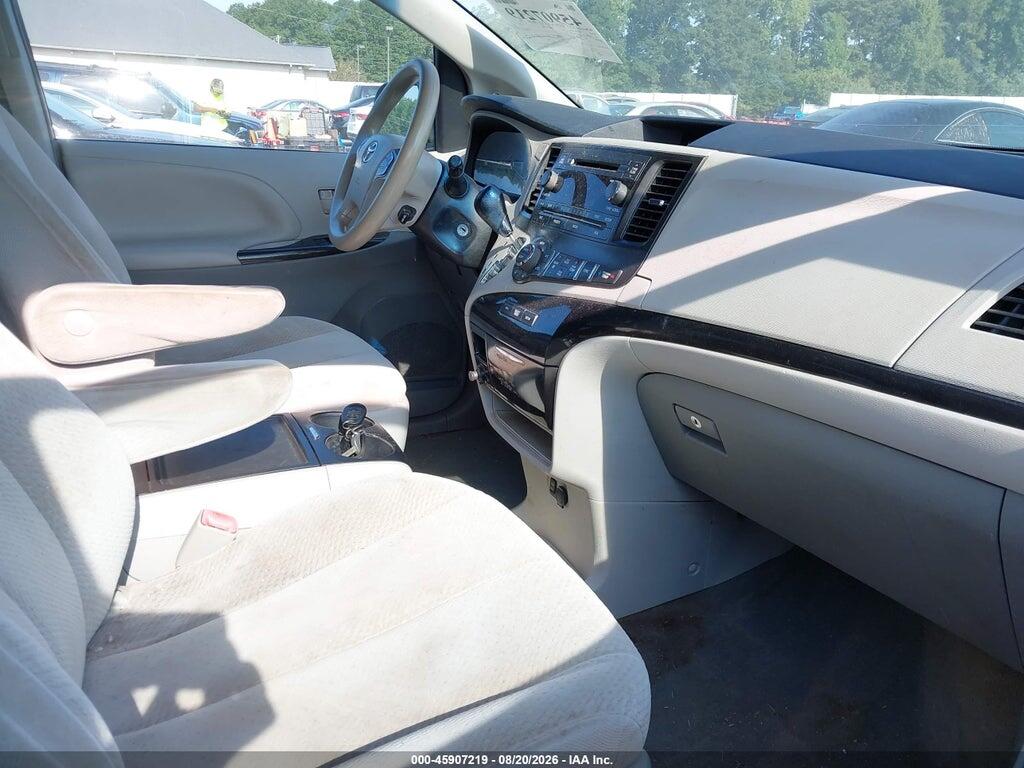 5TDKK3DC6ES474547 2014 TOYOTA SIENNA photo no. 5
