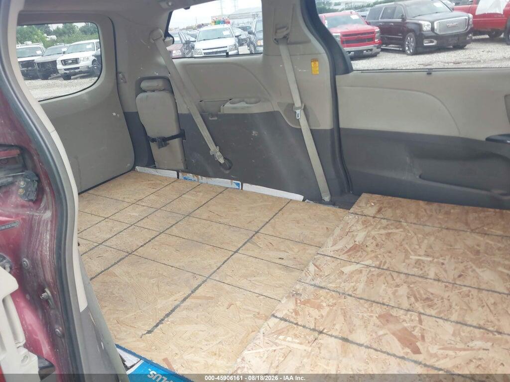 5TDKK3DCXES468475 2014 TOYOTA SIENNA photo no. 8
