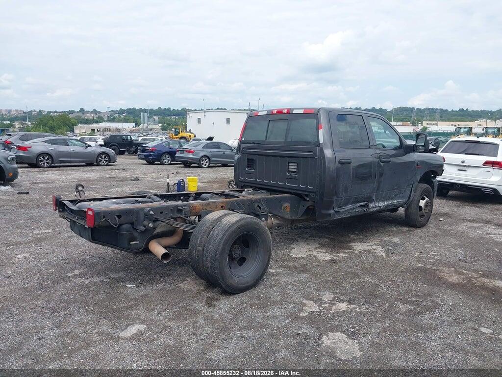 3C7WRSCLXPG560943 2023 RAM 3500 CHASSIS photo no. 4