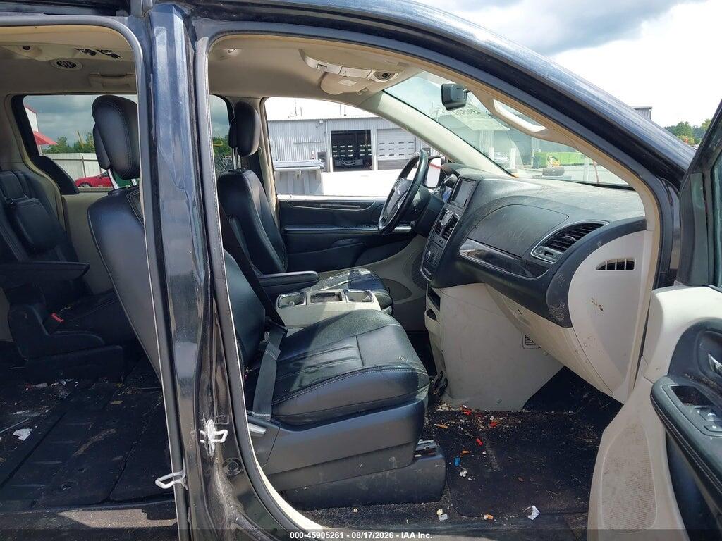 2C4RC1BG2ER382589 2014 CHRYSLER TOWN & COUNTRY photo no. 5