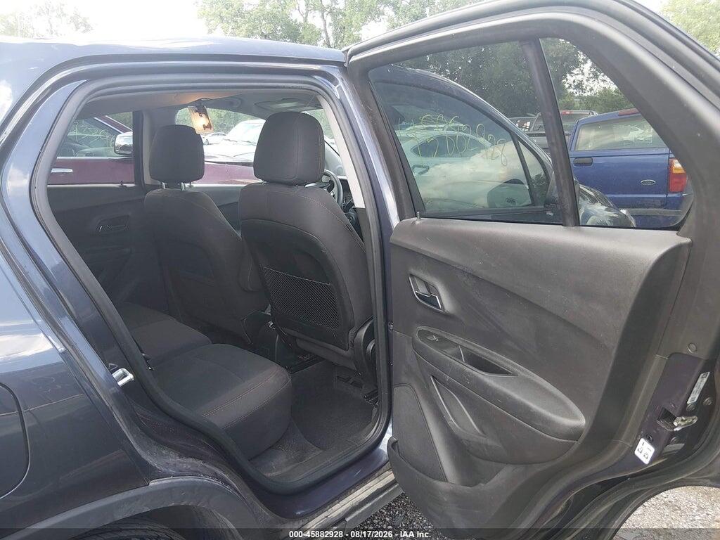 3GNCJKSB9KL260253 2019 CHEVROLET TRAX photo no. 8