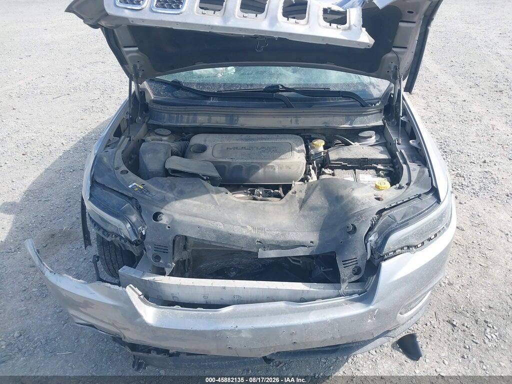 1C4PJMLB0KD315800 2019 JEEP CHEROKEE photo no. 10