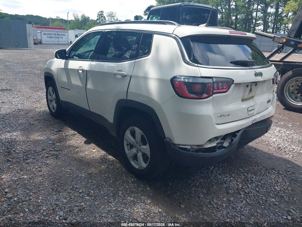 3C4NJDBB9KT594134 2019 JEEP COMPASS photo no. 3