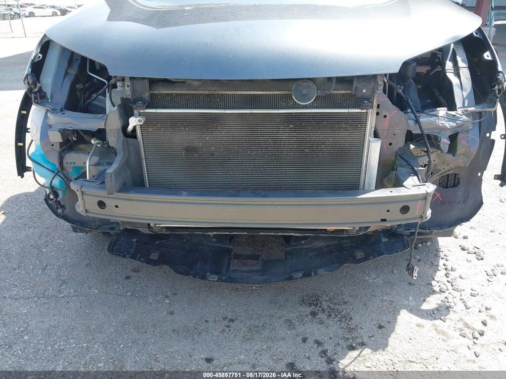 5J6RM4H72EL033697 2014 HONDA CR-V photo no. 6