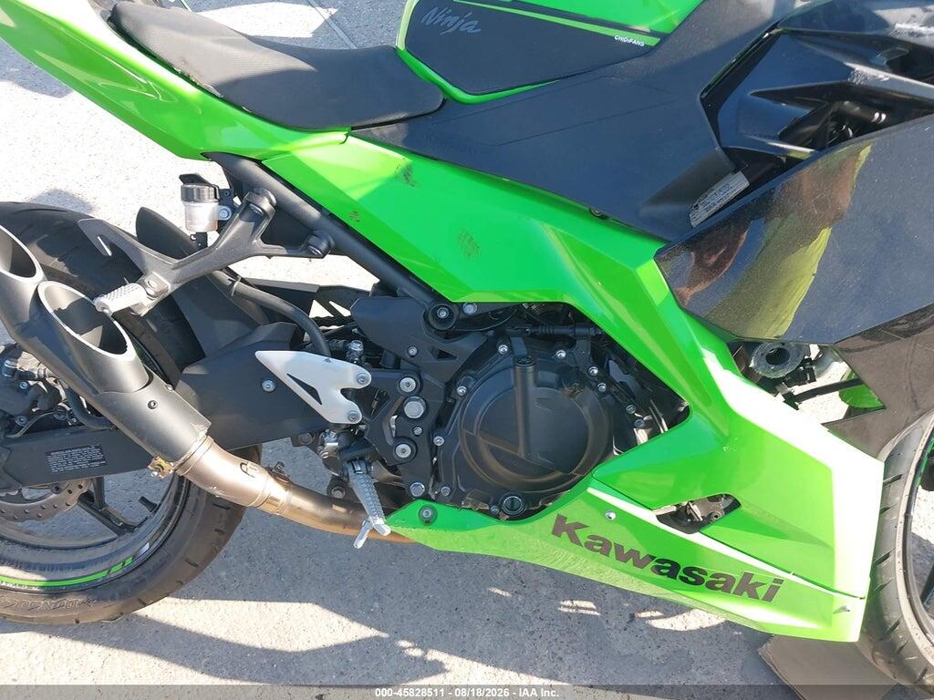 JKAEXKH11PDAM5426 2023 KAWASAKI EX400 photo no. 8