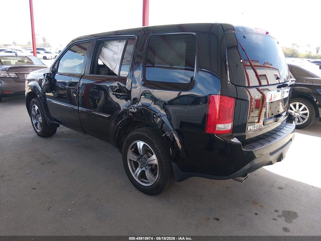 5FNYF3H35FB026752 2015 HONDA PILOT photo no. 3