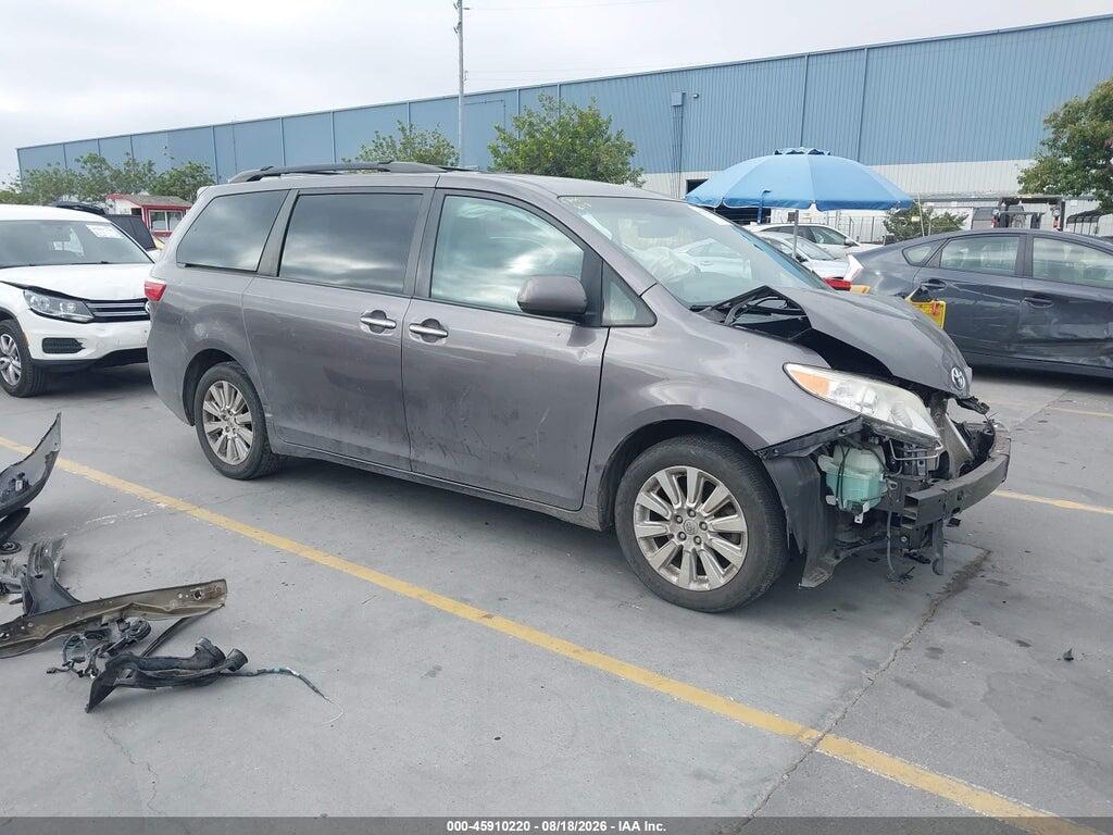 5TDDK3DC4FS103588 2015 TOYOTA SIENNA photo no. 1