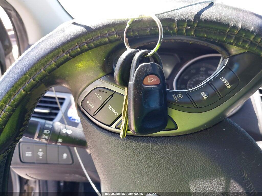 5NPDH4AE1FH615261 2015 HYUNDAI ELANTRA photo no. 11
