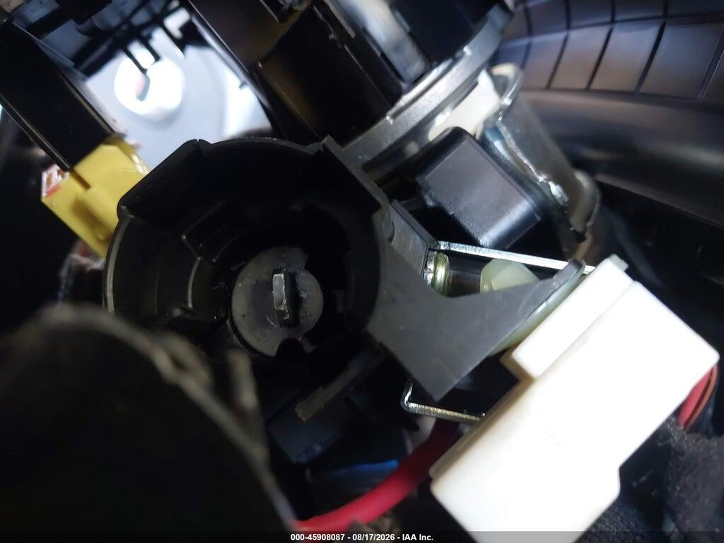 KNDJP3A51F7150761 2015 KIA SOUL photo no. 11