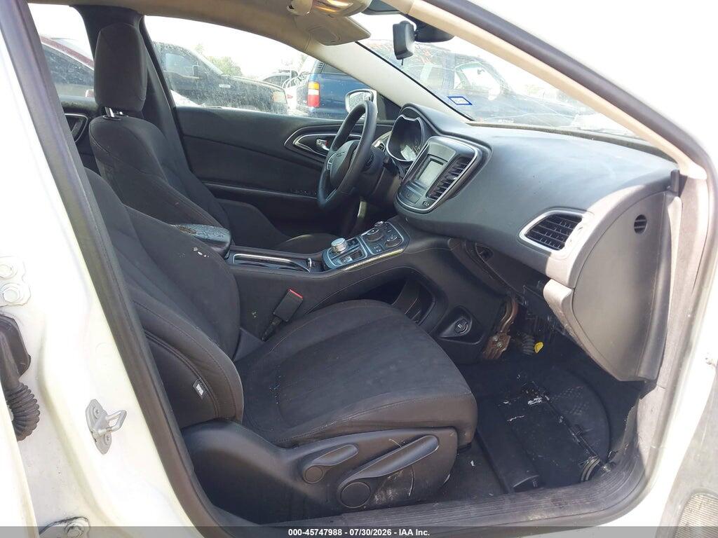 1C3CCCAB3GN141488 2016 CHRYSLER 200 photo no. 5