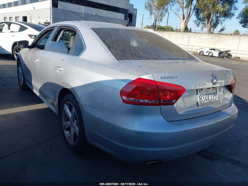 1VWBP7A35EC007423 2014 VOLKSWAGEN PASSAT photo no. 3
