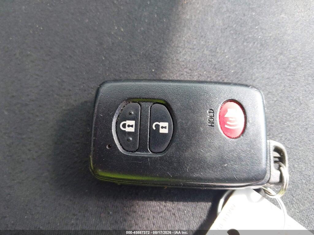 JTDZN3EU9E3322955 2014 TOYOTA PRIUS V photo no. 11