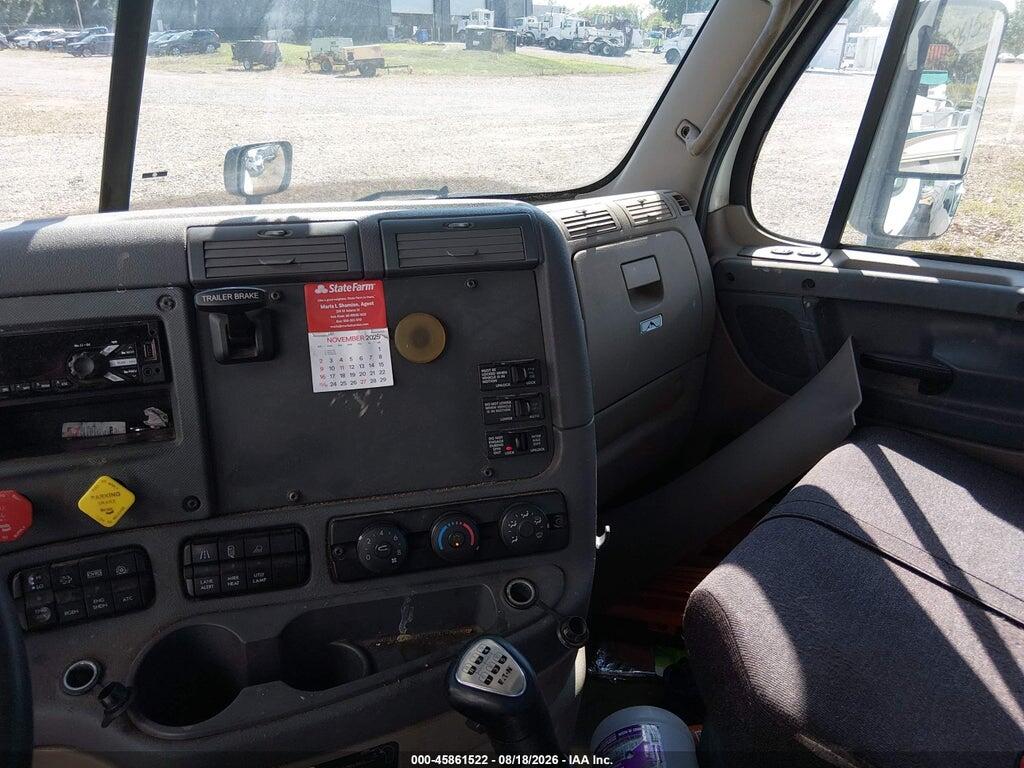 1FUJGEDR3KLKH4255 2019 FREIGHTLINER CASCADIA 125 photo no. 8