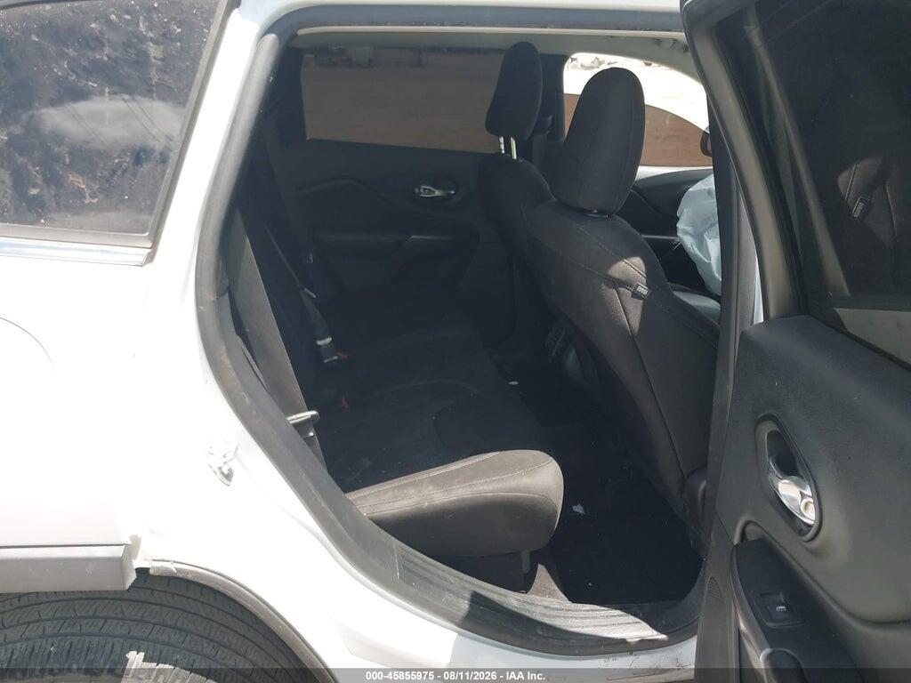 1C4PJLCB7KD232911 2019 JEEP CHEROKEE photo no. 8