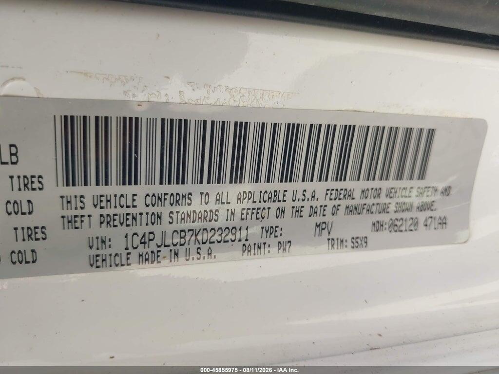 1C4PJLCB7KD232911 2019 JEEP CHEROKEE photo no. 9