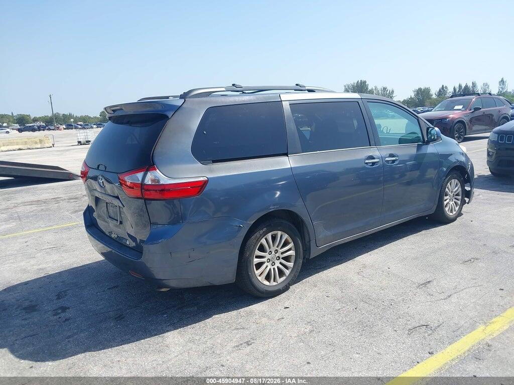 5TDYK3DC7FS596300 2015 TOYOTA SIENNA photo no. 4