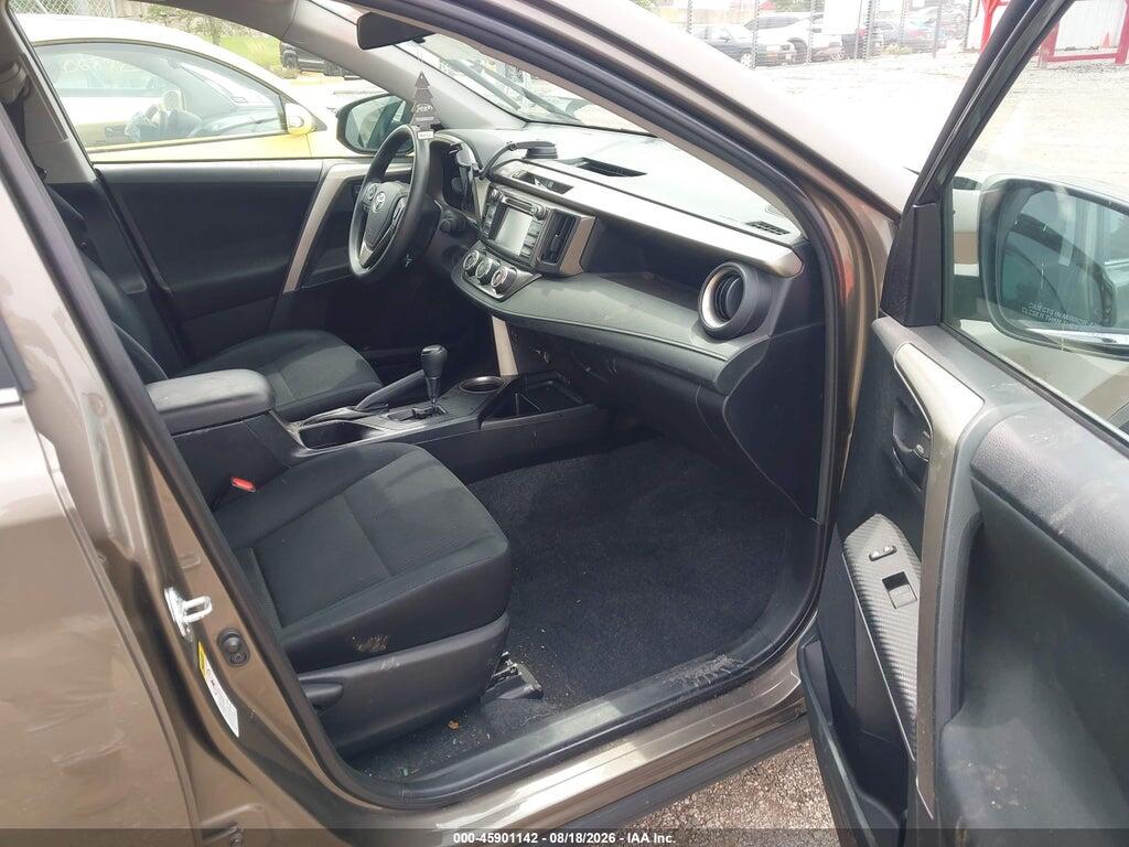 2T3BFREV8FW312121 2015 TOYOTA RAV4 photo no. 5