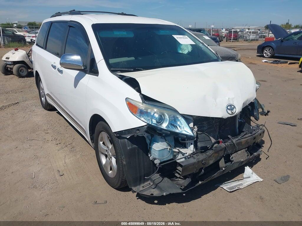 5TDKK3DC0FS670551 2015 TOYOTA SIENNA photo no. 1