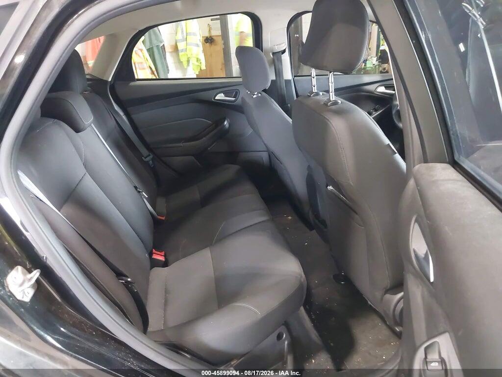 1FADP3K22FL291322 2015 FORD FOCUS photo no. 8