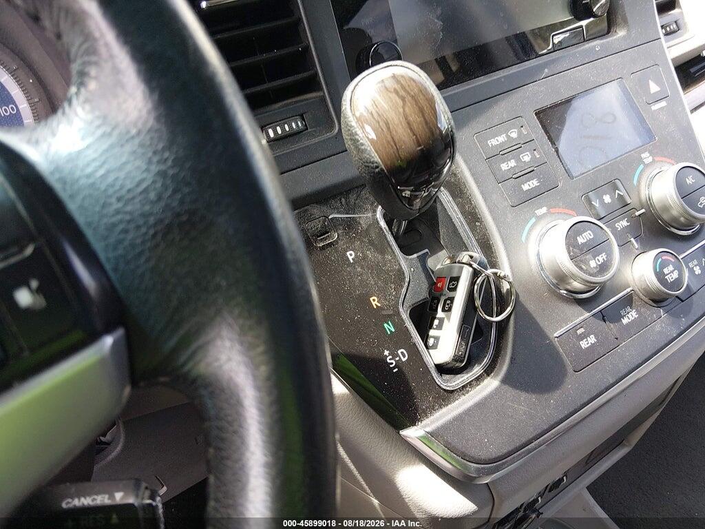 5TDYK3DC8FS577321 2015 TOYOTA SIENNA photo no. 11