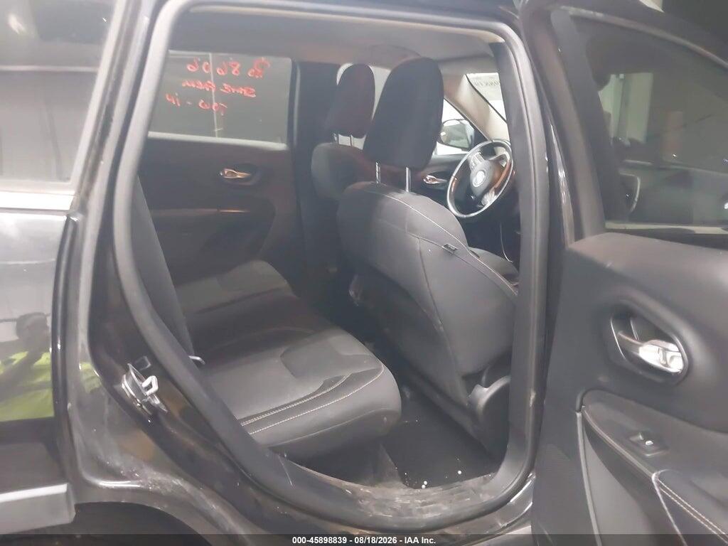 1C4PJMCB4FW772099 2015 JEEP CHEROKEE photo no. 8