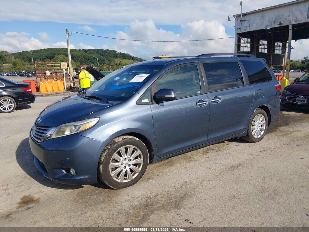 5TDDK3DC0FS115463 2015 TOYOTA SIENNA photo no. 2