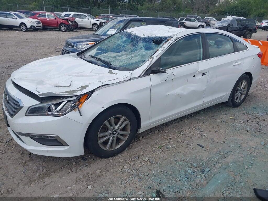 5NPE24AF0FH022005 2015 HYUNDAI SONATA photo no. 2