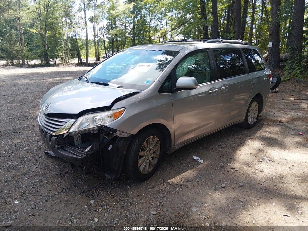 5TDDK3DC4FS096769 2015 TOYOTA SIENNA photo no. 2