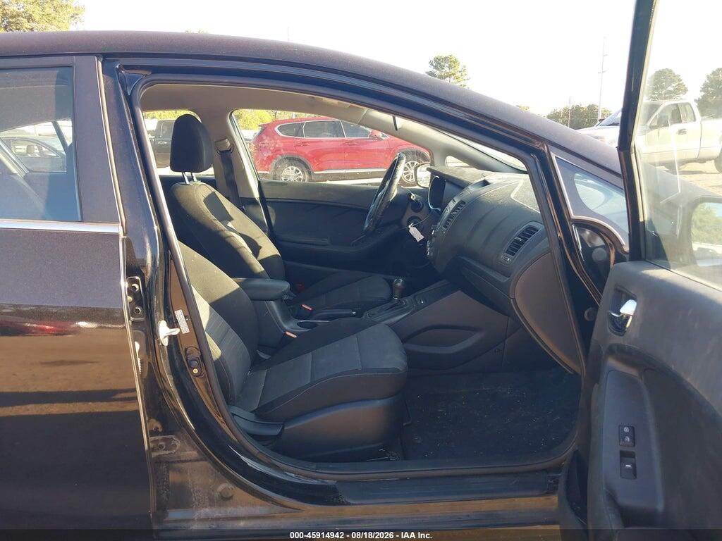 KNAFX5A89G5505701 2016 KIA FORTE photo no. 5