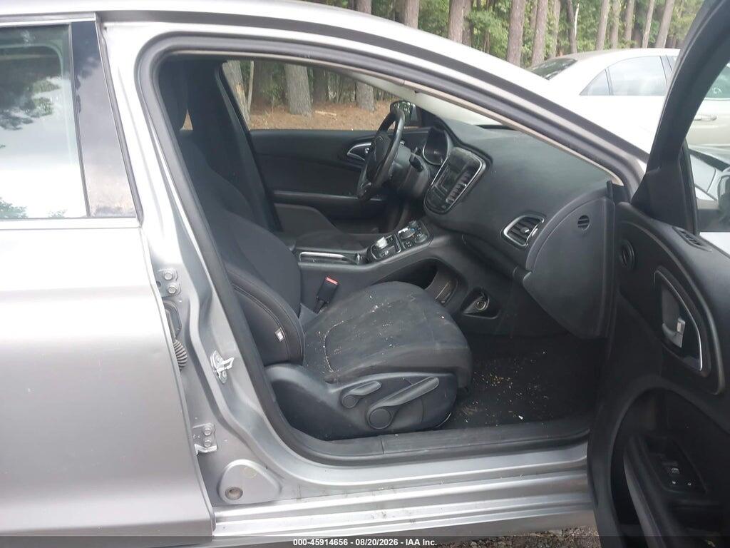 1C3CCCAB6GN164862 2016 CHRYSLER 200 photo no. 5