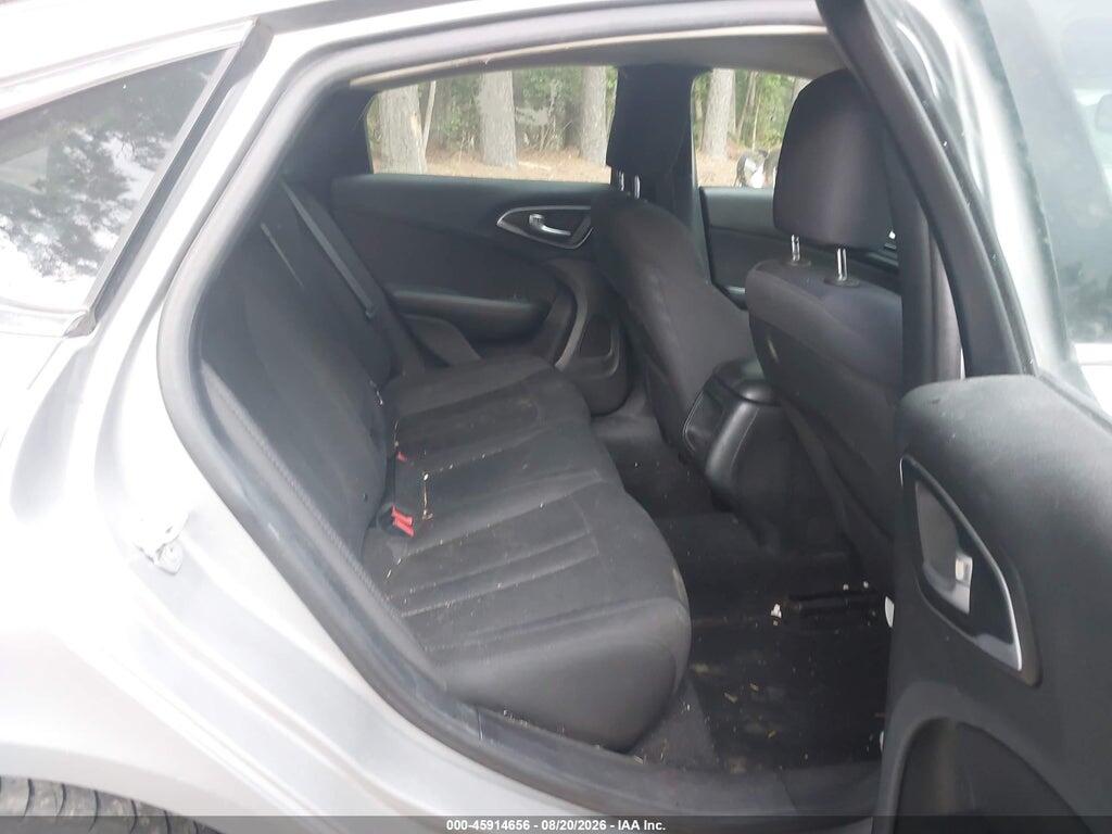 1C3CCCAB6GN164862 2016 CHRYSLER 200 photo no. 8