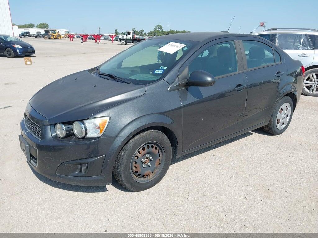 1G1JA5SH9G4126113 2016 CHEVROLET SONIC photo no. 2