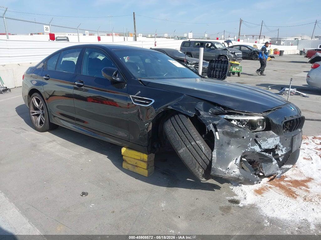2016 BMW M5 WBSFV9C56GG343221