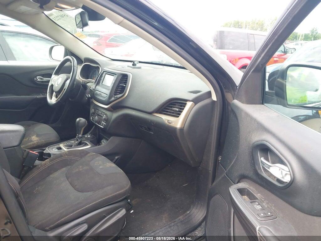 1C4PJMCS1GW156099 2016 JEEP CHEROKEE photo no. 5