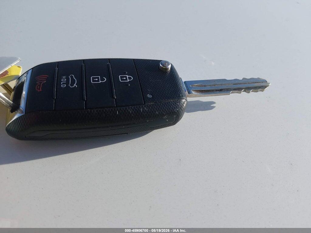 KNAFK4A67G5576838 2016 KIA FORTE photo no. 11