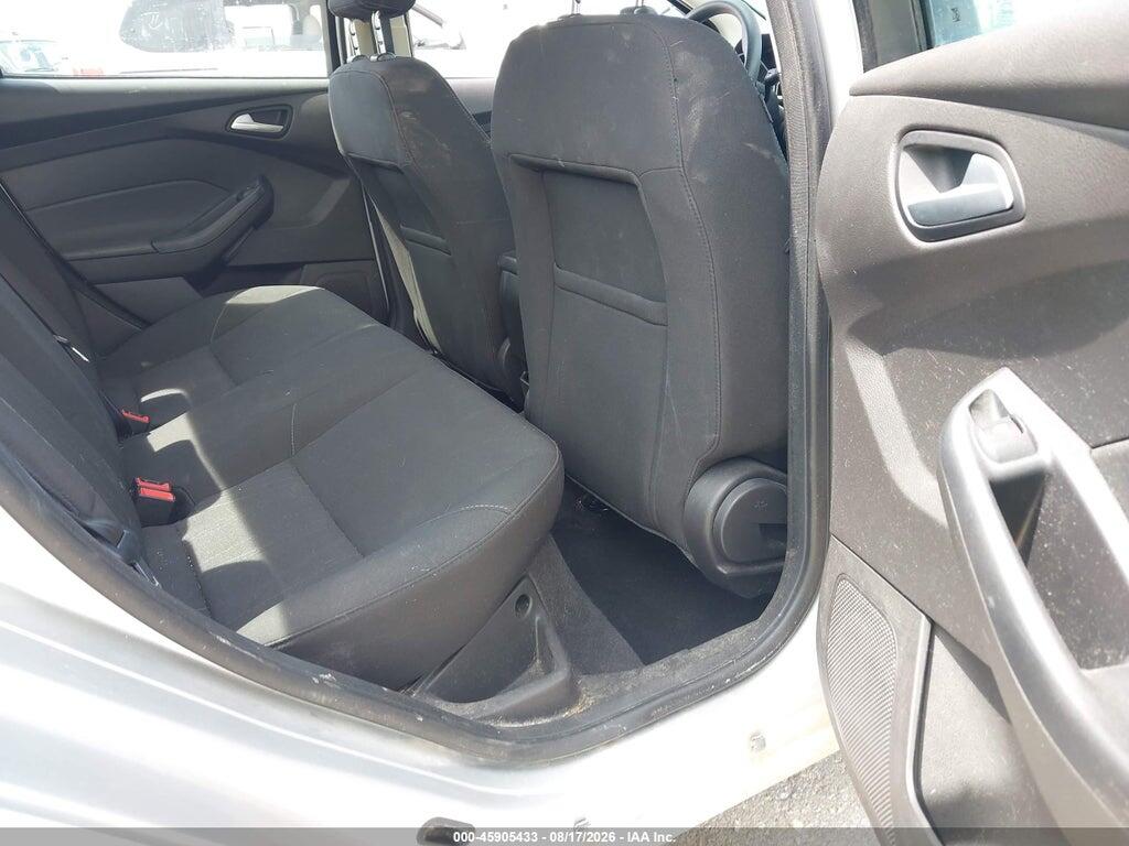 1FADP3F21GL383579 2016 FORD FOCUS photo no. 8