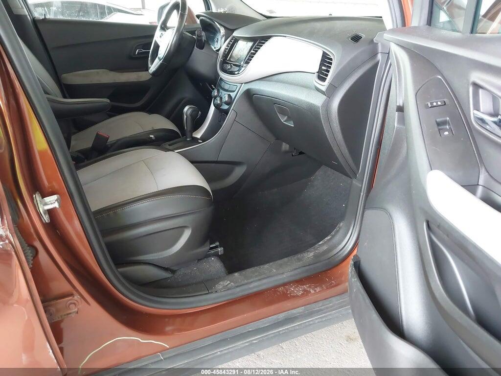 3GNCJPSB0KL227610 2019 CHEVROLET TRAX photo no. 5