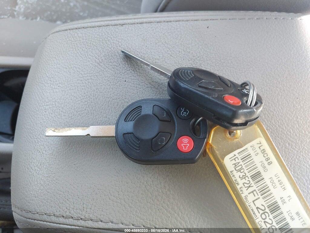 1FADP3F2XFL262645 2015 FORD FOCUS photo no. 11