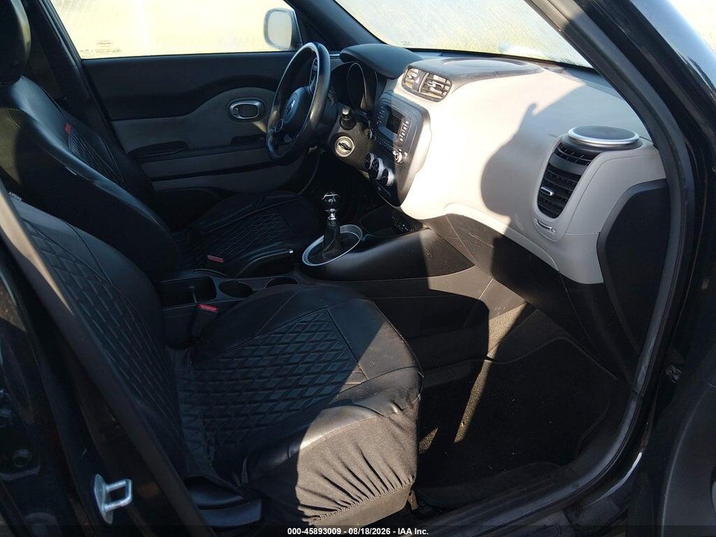 KNDJN2A20F7215380 2015 KIA SOUL photo no. 5