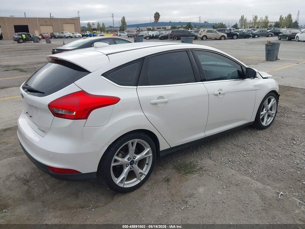 1FADP3N22FL341860 2015 FORD FOCUS photo no. 4