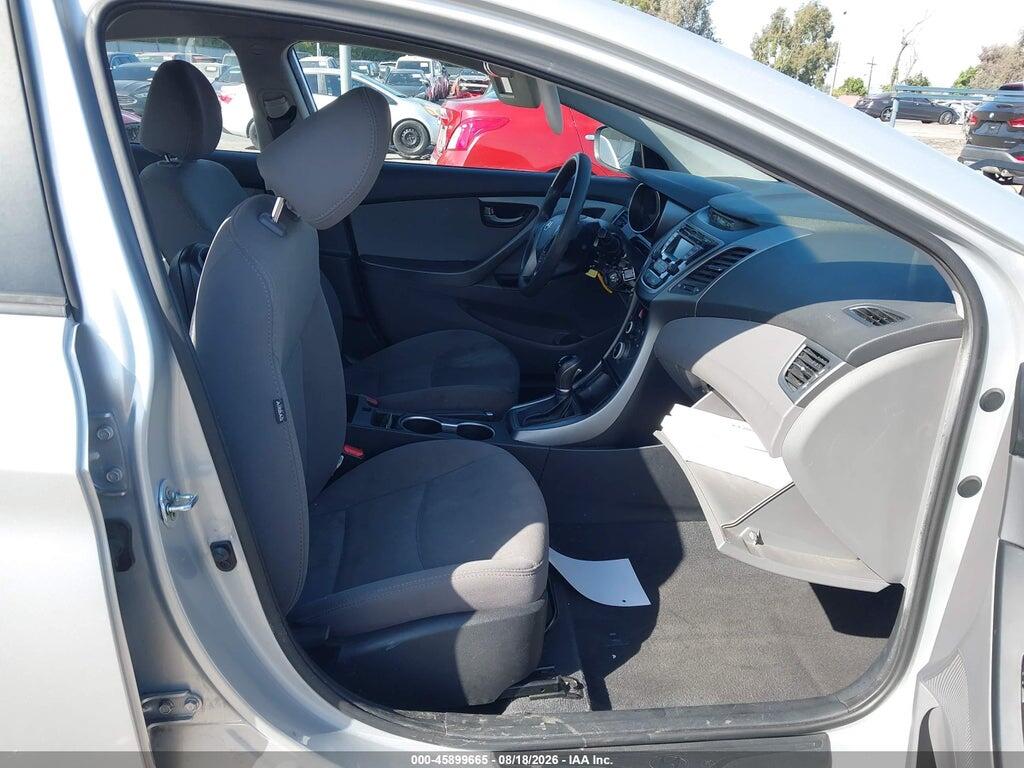 5NPDH4AE1GH674960 2016 HYUNDAI ELANTRA photo no. 5